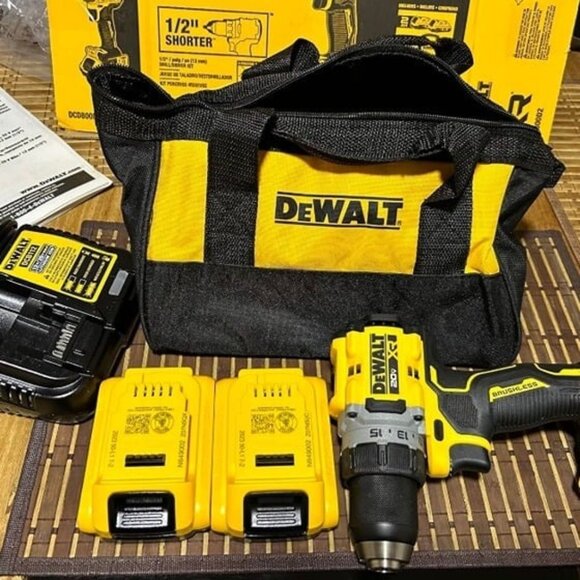 20V MAX XR Cordless Drill/Driver Kit, Brushless, Compact, with 2 Batteries - Picture 1 of 2